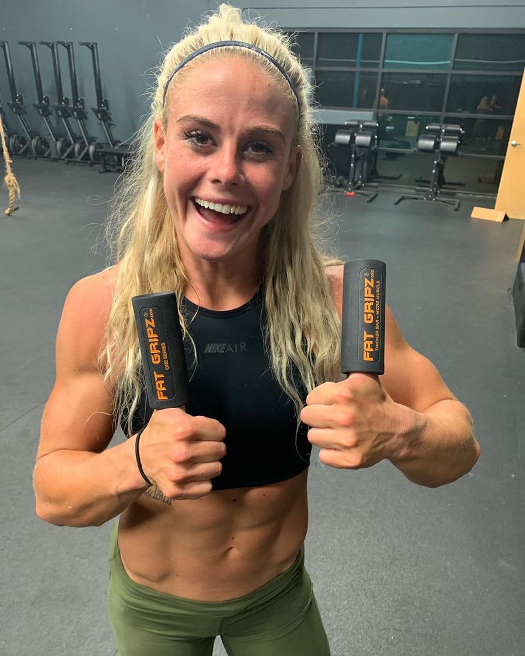 Sara Sigmundsdottir в купальнике