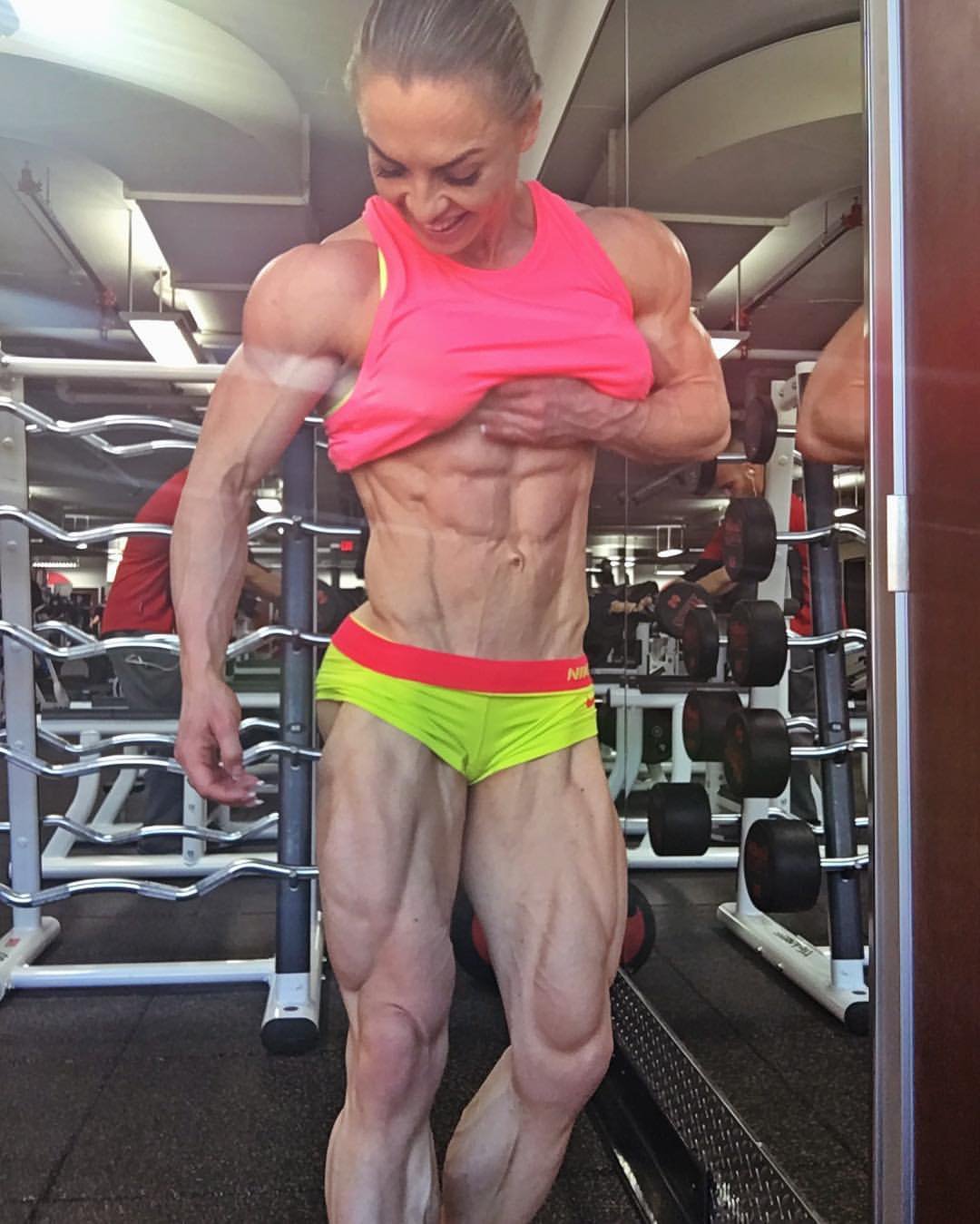 Muscle Eleonora Dobrinina