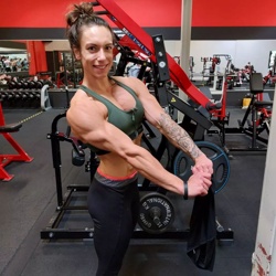 lisa salters biceps